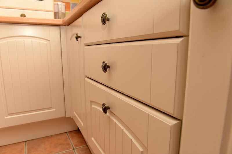Cabinets Refacing in Carmel, IN
